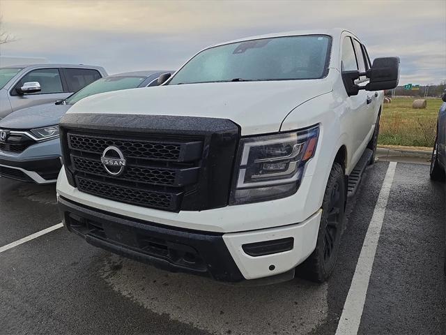 2023 Nissan TITAN Crew Cab SV 4x4 2023 Nissan TITAN Crew Cab SV 4x4