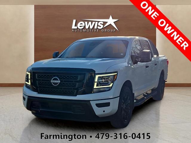2023 Nissan TITAN Crew Cab SV 4x4