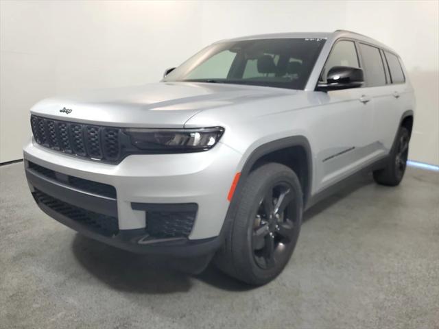 2023 Jeep Grand Cherokee L Altitude 4x2 2023 Jeep Grand Cherokee L Altitude 4x2