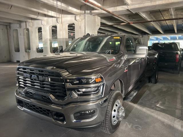 2025 RAM 3500 Tradesman Crew Cab 4x4 8 Box 2025 RAM 3500 Tradesman Crew Cab 4x4 8 Box