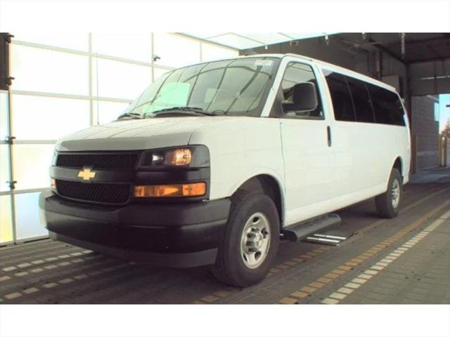 2023 Chevrolet Express Passenger RWD 3500 Extended Wheelbase LS 2023 Chevrolet Express Passenger RWD 3500 Extended Wheelbase LS
