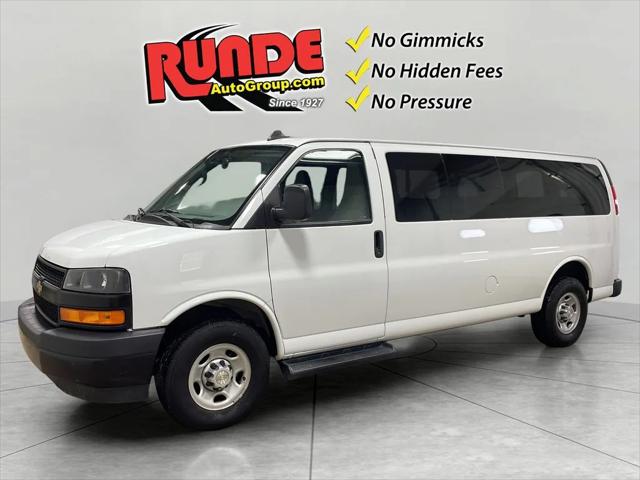 2023 Chevrolet Express Passenger RWD 3500 Extended Wheelbase LS