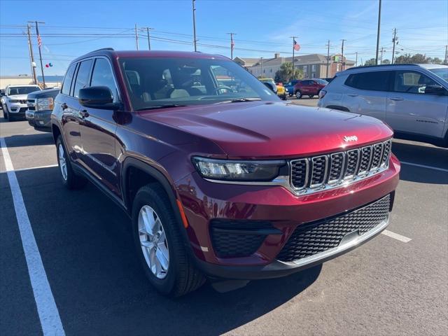 2024 Jeep Grand Cherokee Laredo X 4x2