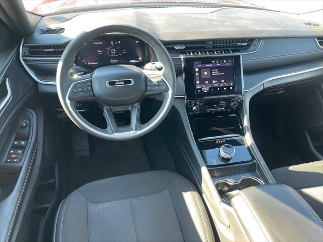 2024 Jeep Grand Cherokee Laredo X 4x2