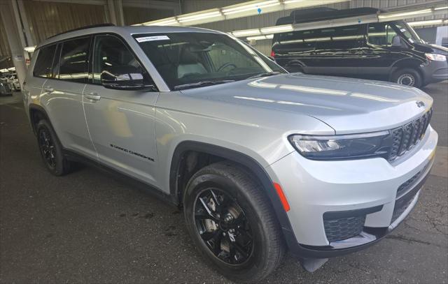 2024 Jeep Grand Cherokee L Altitude 4x4 2024 Jeep Grand Cherokee L Altitude 4x4