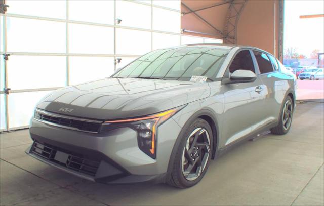 2025 Kia K4 EX
