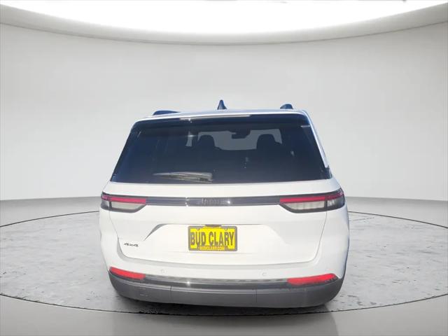2025 Jeep Grand Cherokee Altitude 4x4