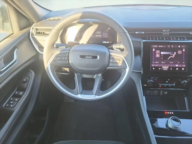2025 Jeep Grand Cherokee Altitude 4x4