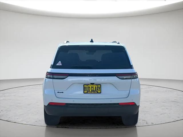 2025 Jeep Grand Cherokee Altitude 4x4