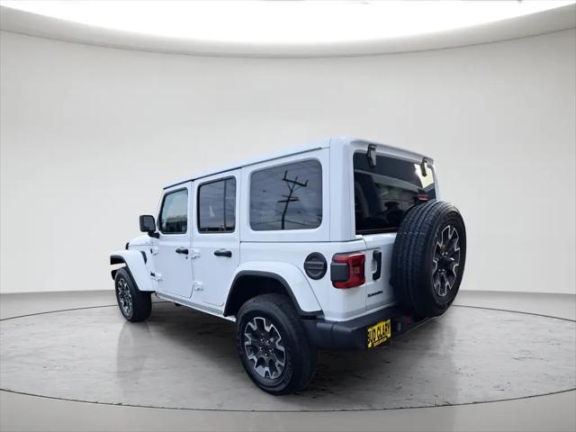 2025 Jeep Wrangler 4-Door Sahara 4x4