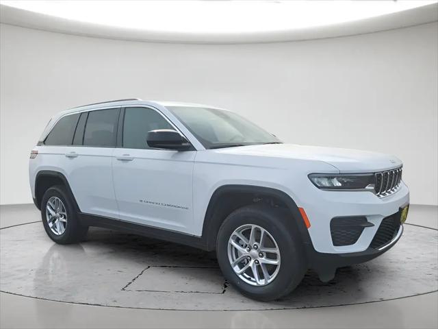 2025 Jeep Grand Cherokee Laredo X 4x4