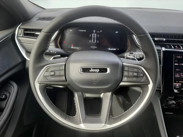 2025 Jeep Grand Cherokee Laredo X 4x4