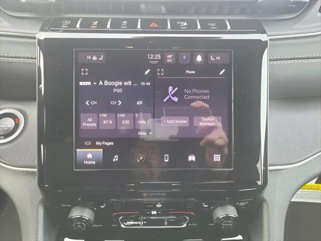 2025 Jeep Grand Cherokee Laredo X 4x4
