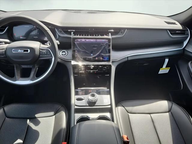 2025 Jeep Grand Cherokee L Limited 4x4