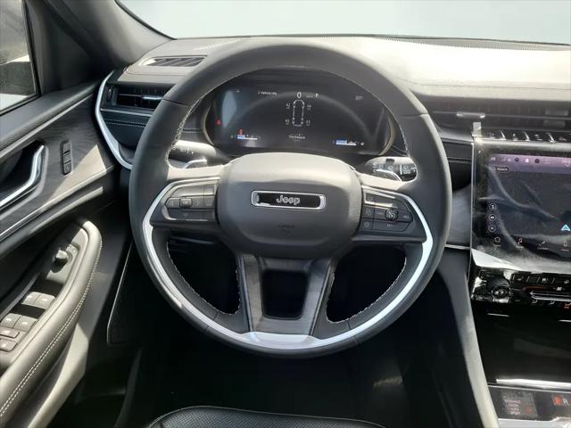 2025 Jeep Grand Cherokee L Limited 4x4