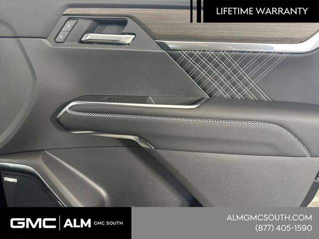 2026 GMC Acadia Denali AWD