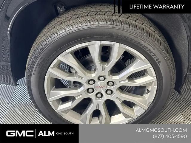 2026 GMC Acadia Denali AWD