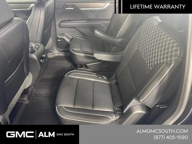 2026 GMC Acadia Denali AWD