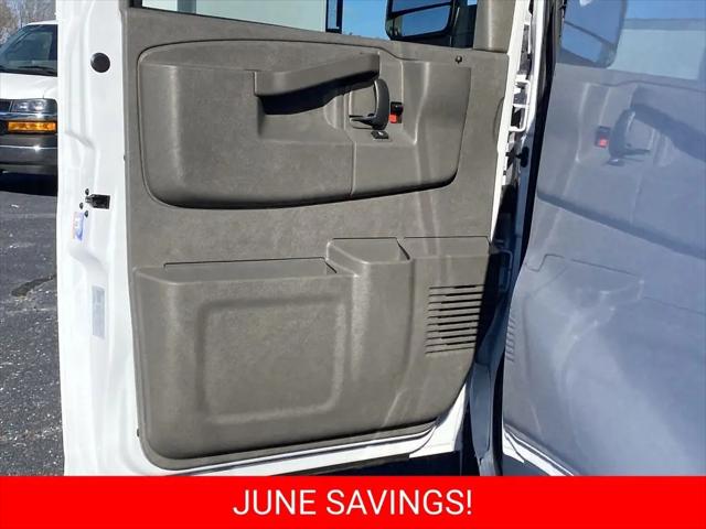 2025 Chevrolet Express Cargo Van RWD 2500 Extended Wheelbase WT