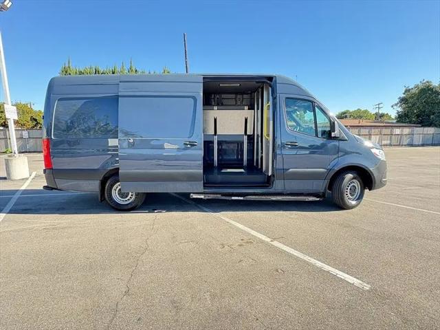 2019 Mercedes-Benz Sprinter 2500 High Roof V6