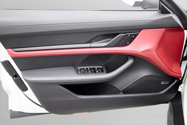 2024 Porsche Taycan Base