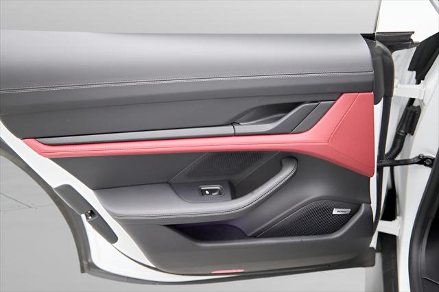 2024 Porsche Taycan Base