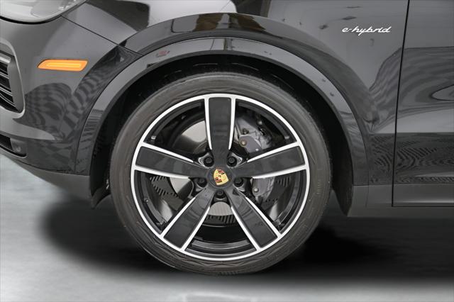 2022 Porsche Cayenne E-Hybrid