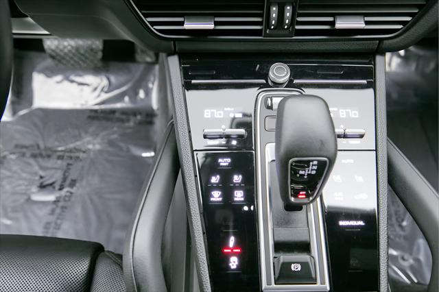 2022 Porsche Cayenne E-Hybrid