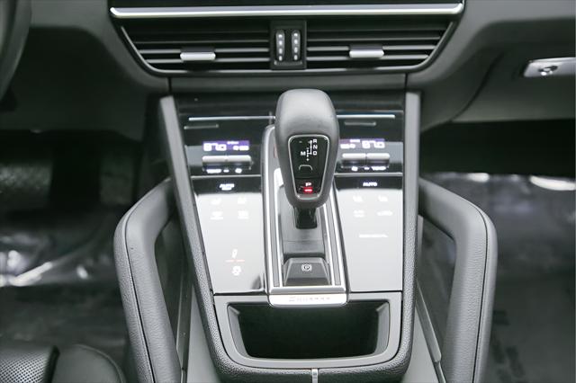 2022 Porsche Cayenne E-Hybrid