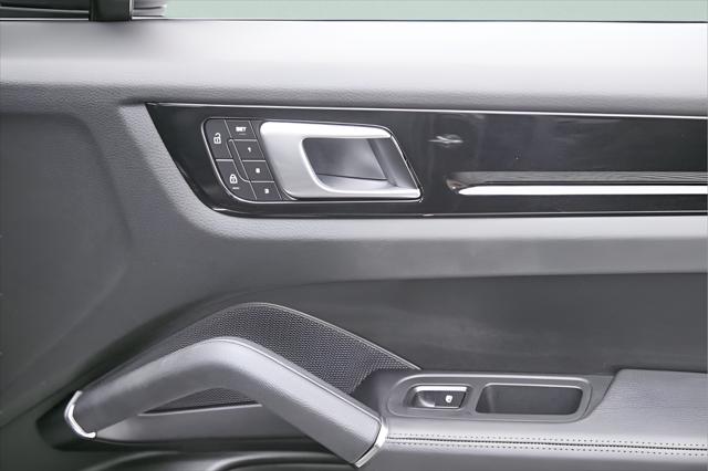 2022 Porsche Cayenne E-Hybrid
