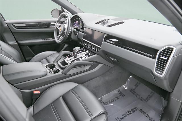 2022 Porsche Cayenne E-Hybrid
