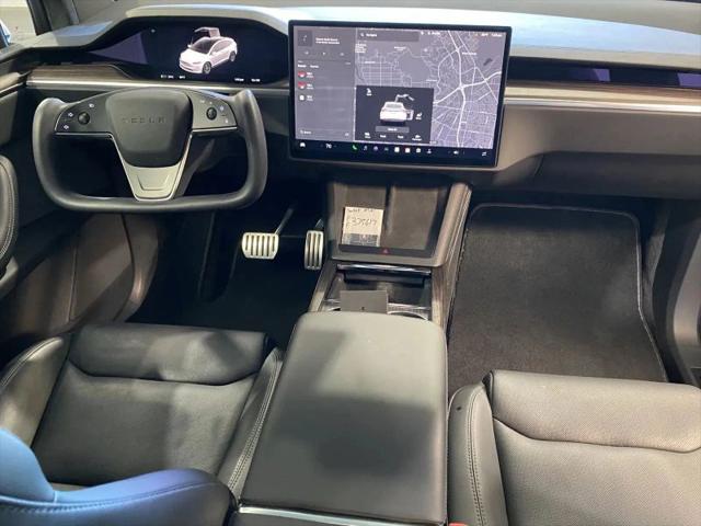 2023 Tesla Model X Standard Range