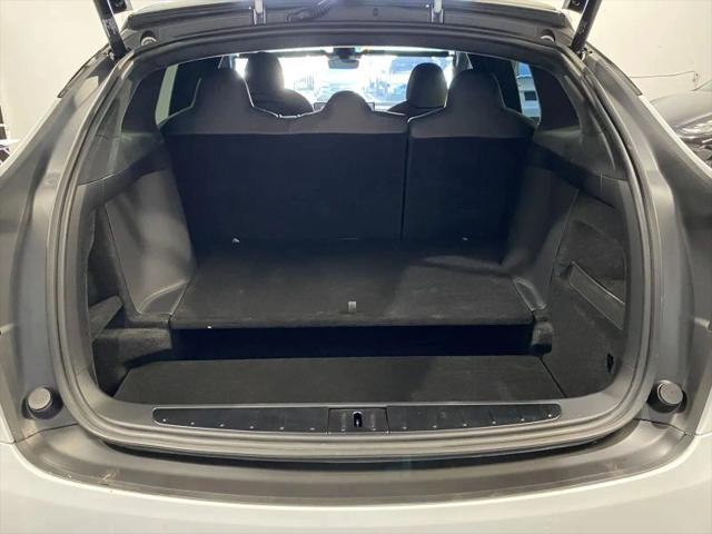 2023 Tesla Model X Standard Range
