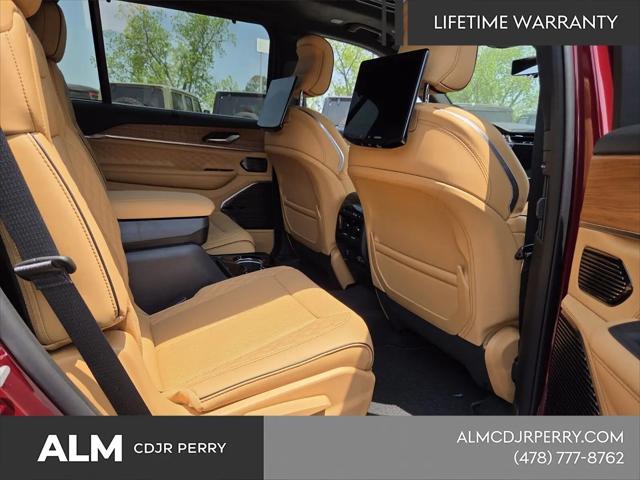 2025 Jeep Grand Cherokee L Summit Reserve 4x4
