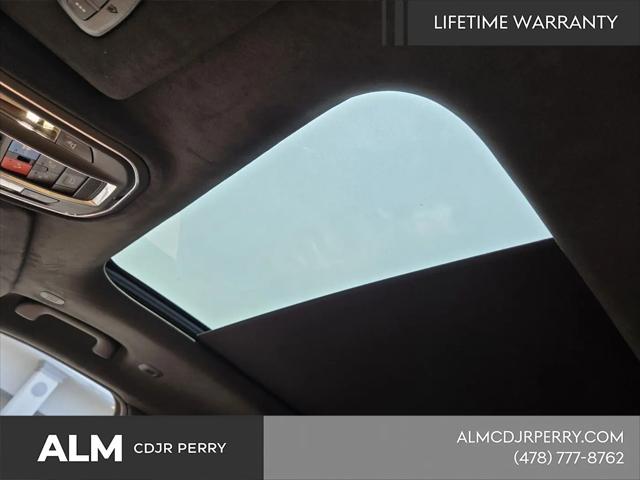 2025 Jeep Grand Cherokee L Summit Reserve 4x4