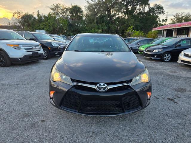 2016 Toyota Camry SE