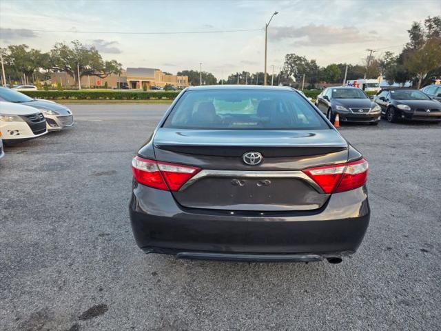 2016 Toyota Camry SE