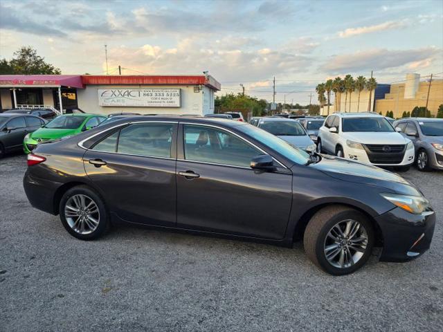 2016 Toyota Camry SE