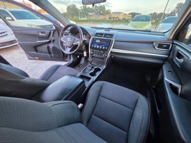 2016 Toyota Camry SE