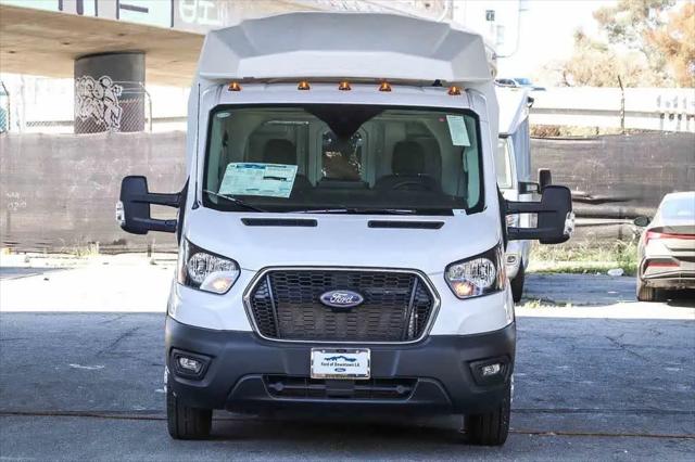 2025 Ford Transit Cutaway Unknown