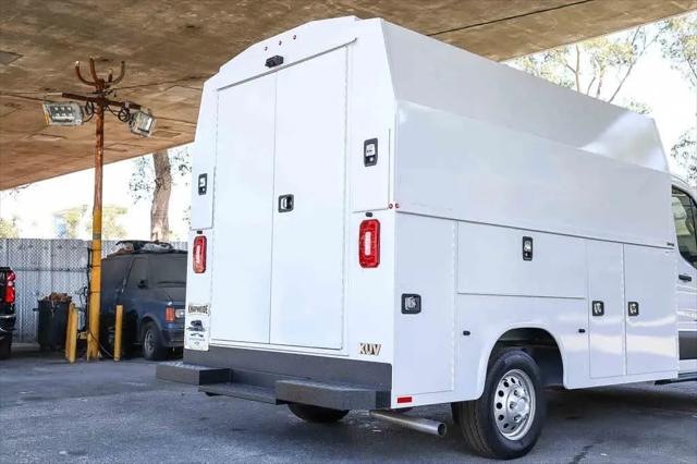 2025 Ford Transit Cutaway Unknown