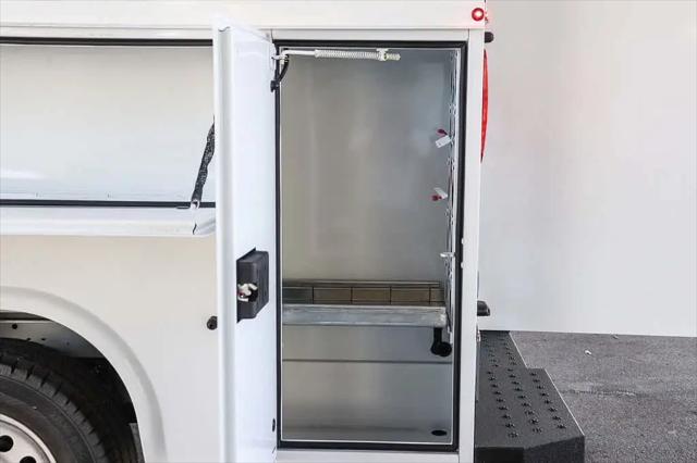 2025 Ford Transit Cutaway Unknown