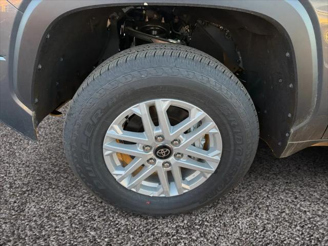 2026 Toyota Tundra SR5 CrewMax 5.5' Bed