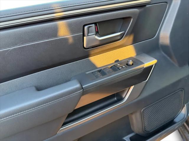 2026 Toyota Tundra SR5 CrewMax 5.5' Bed