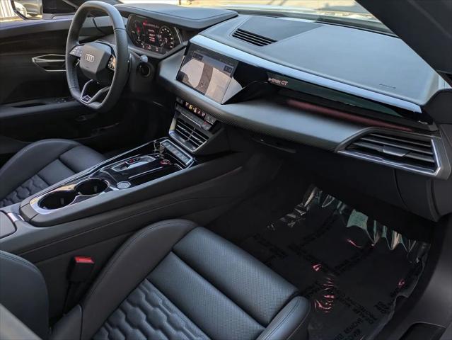 2026 Audi e-tron GT Premium Plus quattro