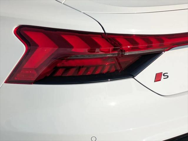 2026 Audi e-tron GT Premium Plus quattro