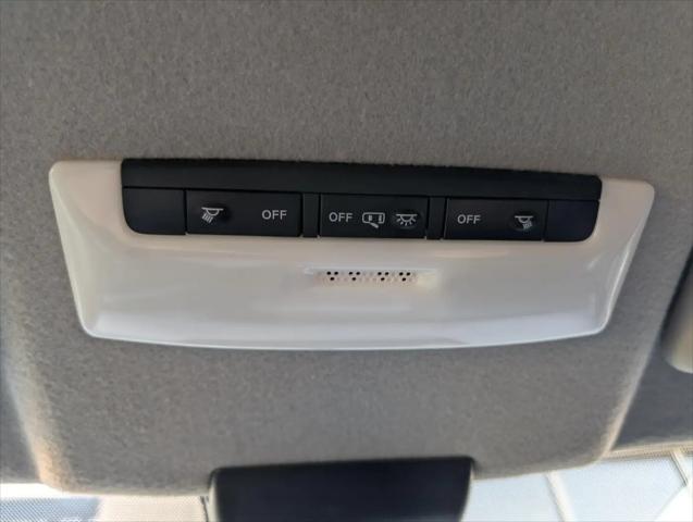 2020 Nissan Kicks SR Xtronic CVT