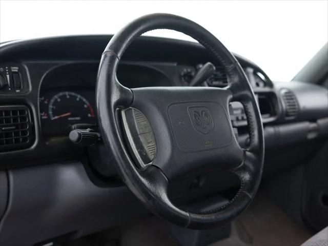 2000 Dodge Ram 1500 Base