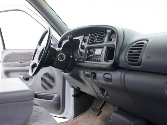 2000 Dodge Ram 1500 Base