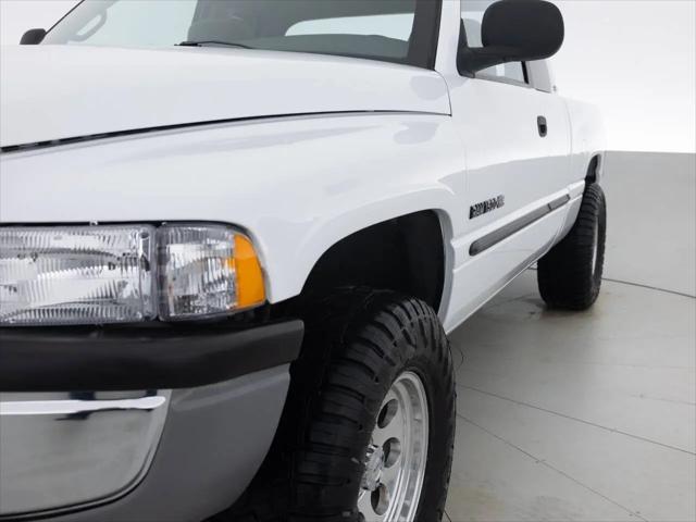 2000 Dodge Ram 1500 Base